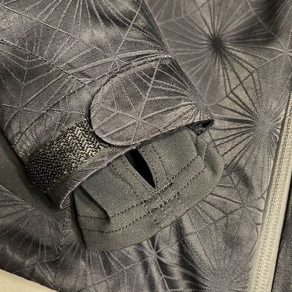 Spyder black starburst snowboard ski jacket size 4 winter coat cold weather - Picture 16 of 16